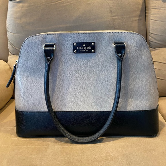 Kate Spade Purse - Picture 1 of 3